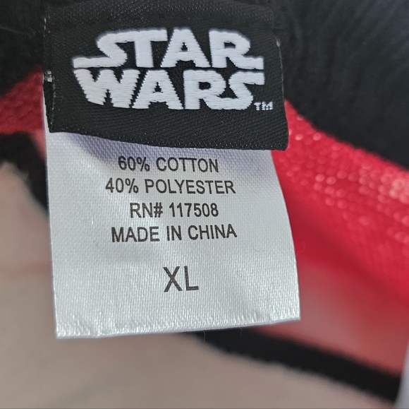 Christmas Sweater Star Wars XL NWT Darth Vader - Picture 4 of 10